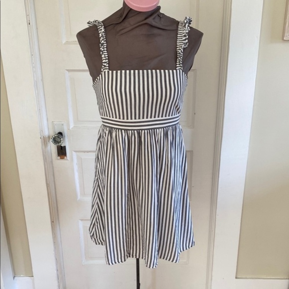 Madewell Grey White Striped Apron Dress Size 2‎